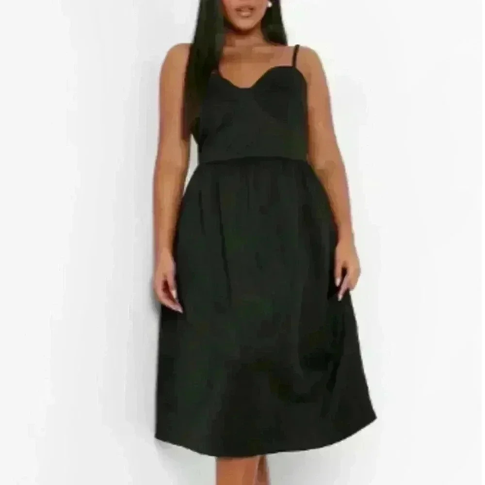 Boohoo Black Plus Scuba Sweetheart Skater Dress US 24 NWT